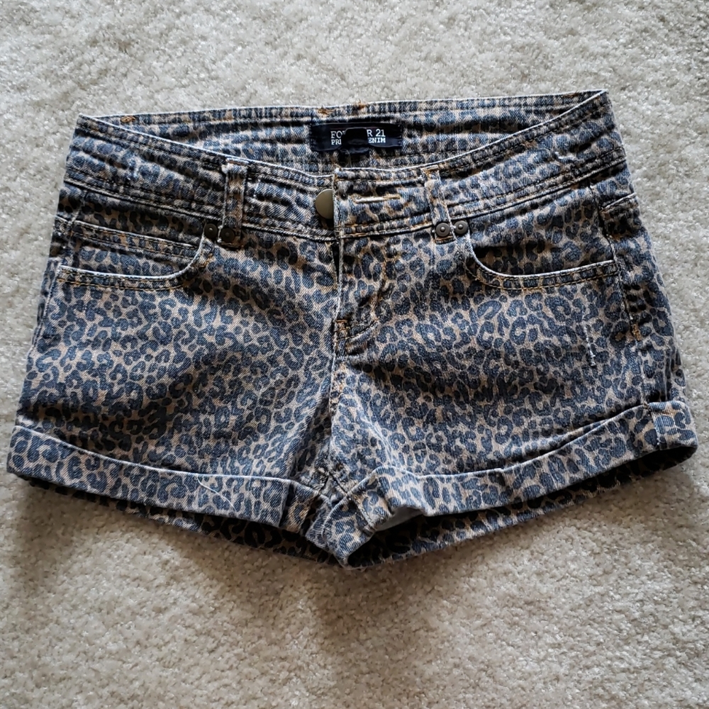 Leopard print jean shorts